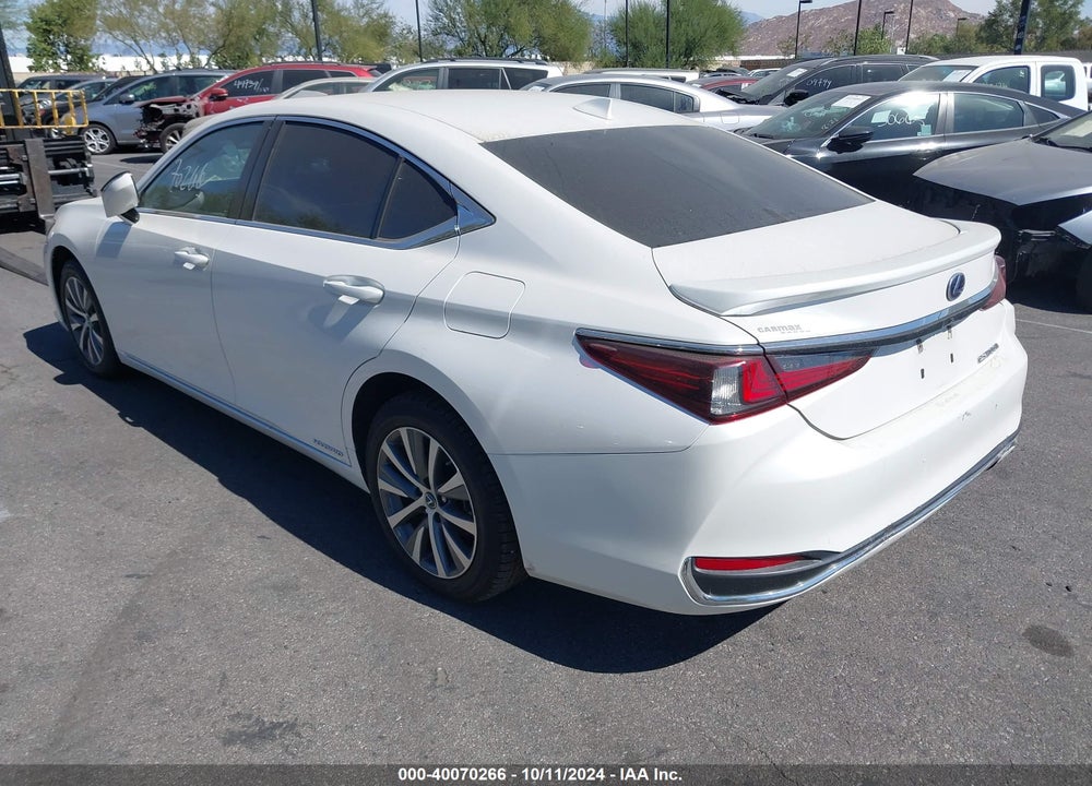 2021 LEXUS ES 300H VIN: 58ACA1C14MU010621