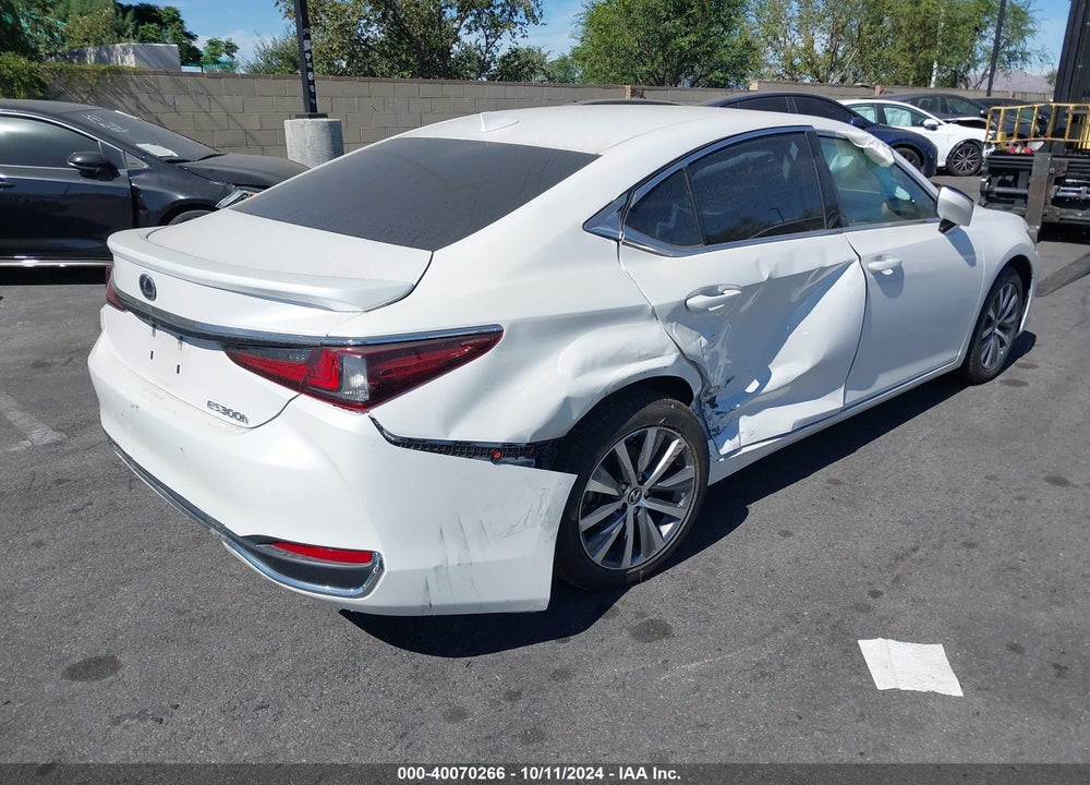 2021 LEXUS ES 300H VIN: 58ACA1C14MU010621