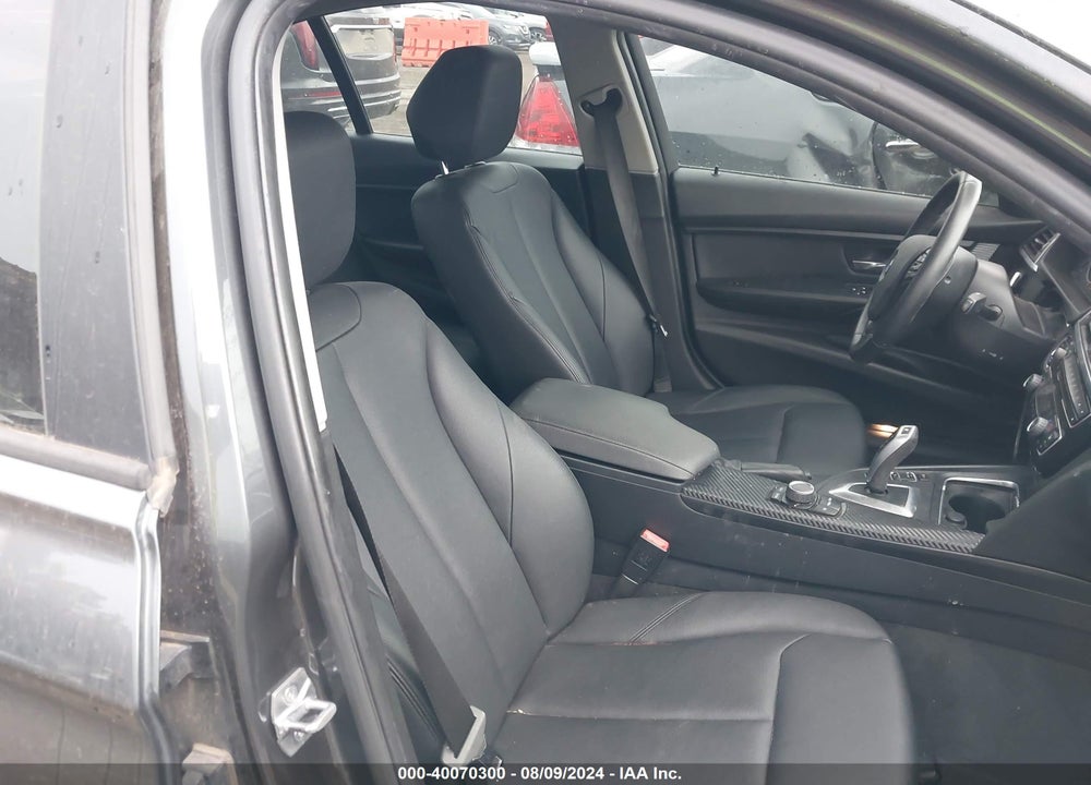 2016 BMW 320I XDRIVE VIN: WBA8A3C54GK551312