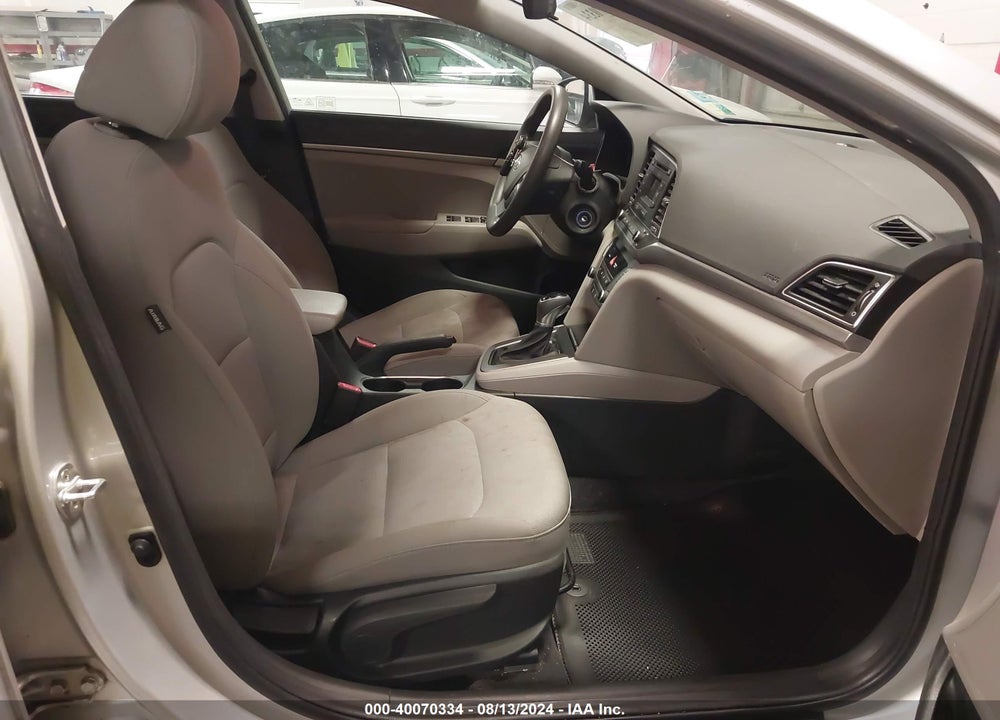 2018 HYUNDAI ELANTRA SE VIN: 5NPD74LF5JH331410
