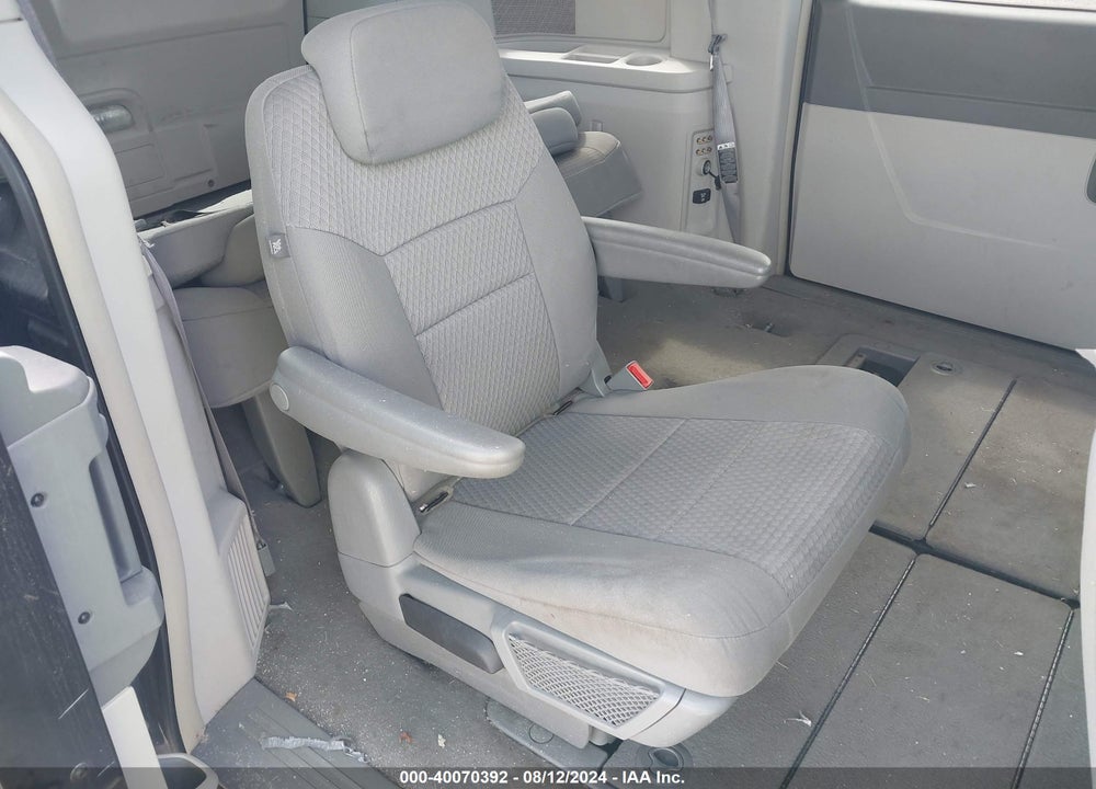2008 CHRYSLER TOWN & COUNTRY TOURING VIN: 2A8HR54P58R641152