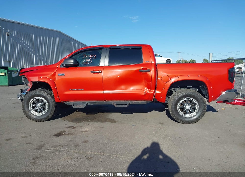 2016 TOYOTA TUNDRA SR5 5.7L V8 VIN: 5TFDW5F11GX575769
