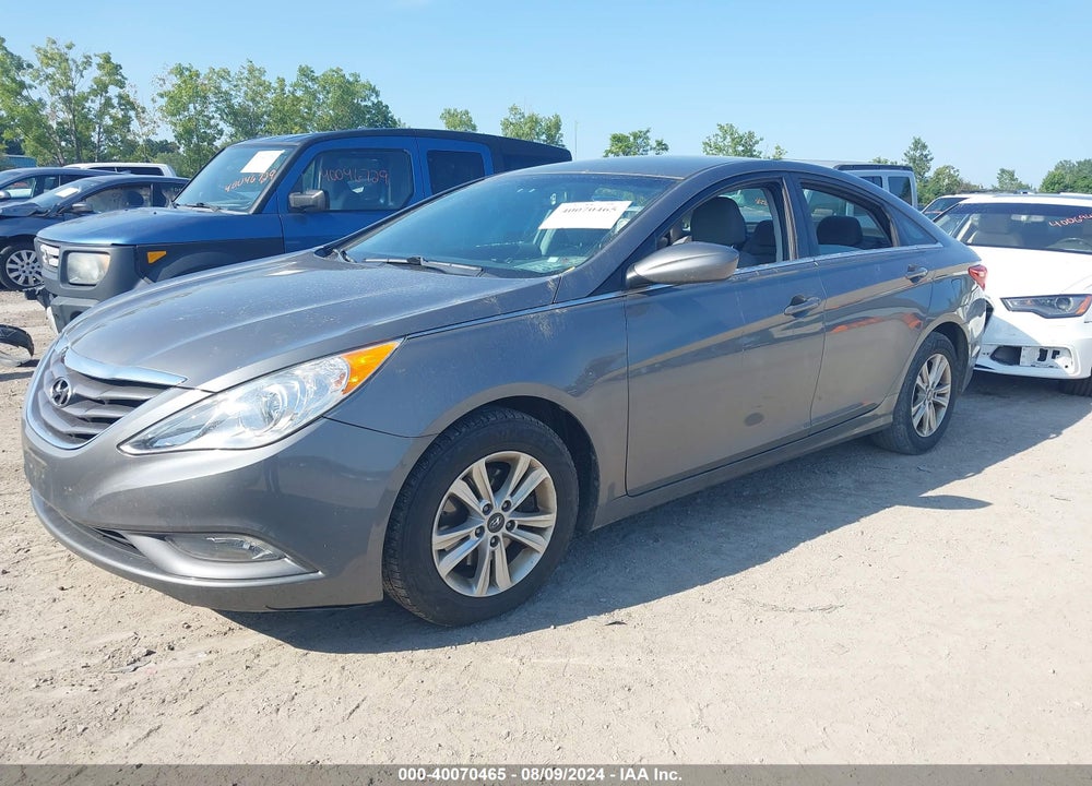 2013 HYUNDAI SONATA GLS VIN: 5NPEB4AC1DH712574