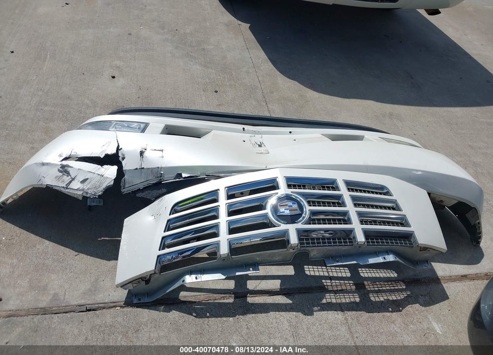 2007 CADILLAC ESCALADE ESV VIN: 1GYFK66837R318103