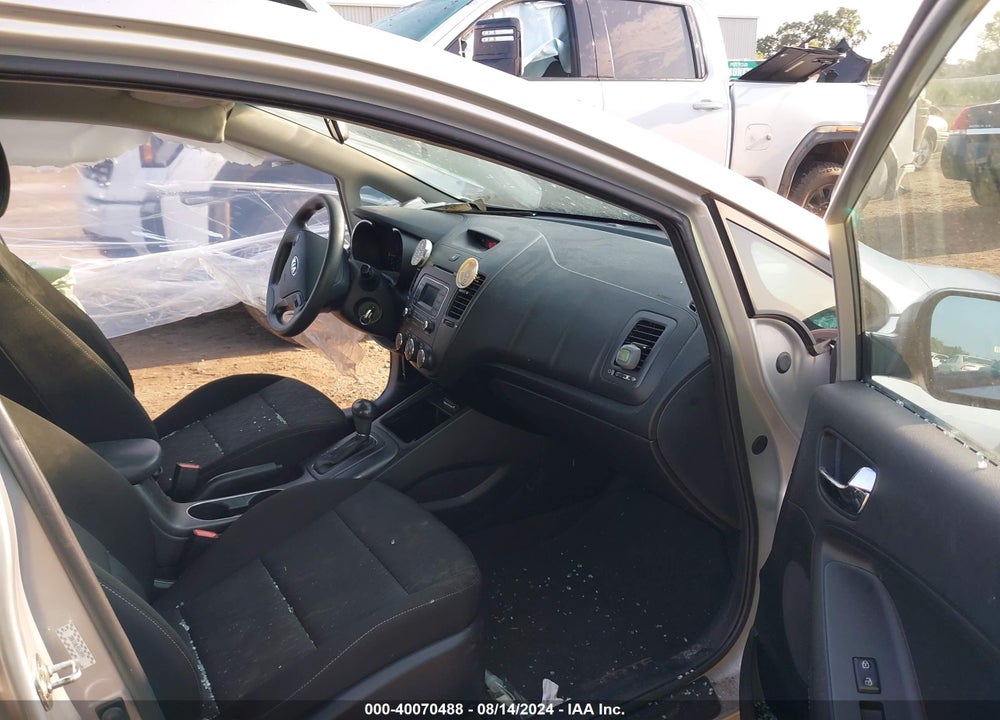 2016 KIA FORTE LX VIN: KNAFK4A67G5510919