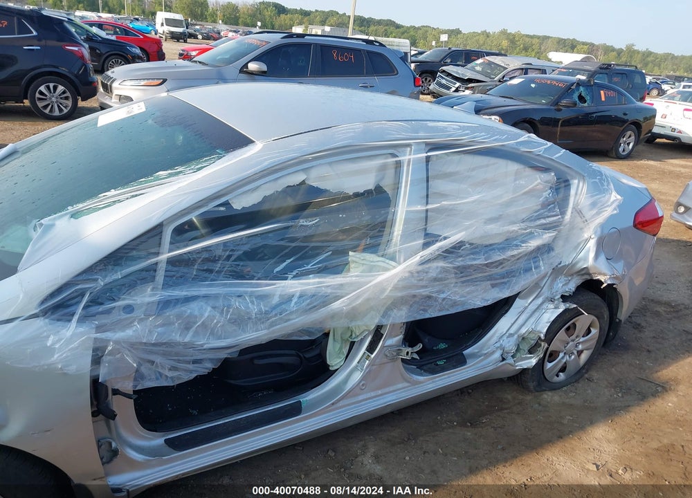 2016 KIA FORTE LX VIN: KNAFK4A67G5510919