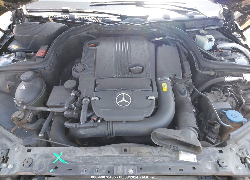 2013 MERCEDES-BENZ C 250 LUXURY/SPORT VIN: WDDGF4HB2DA845819