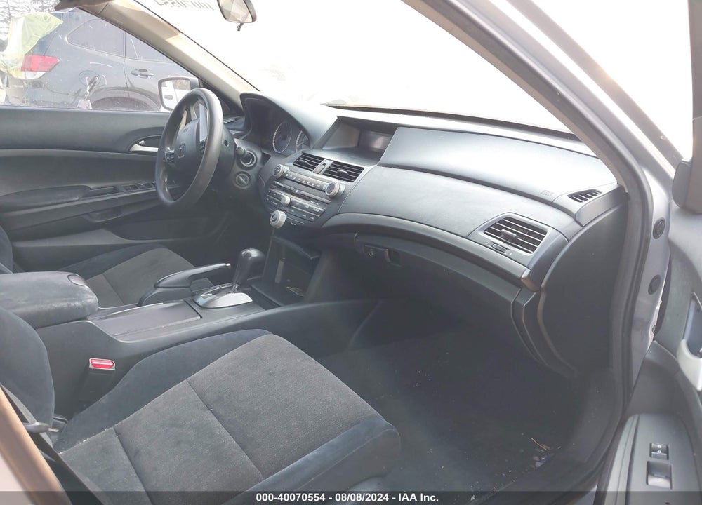 2008 HONDA ACCORD 2.4 LX VIN: 1HGCP26308A157993