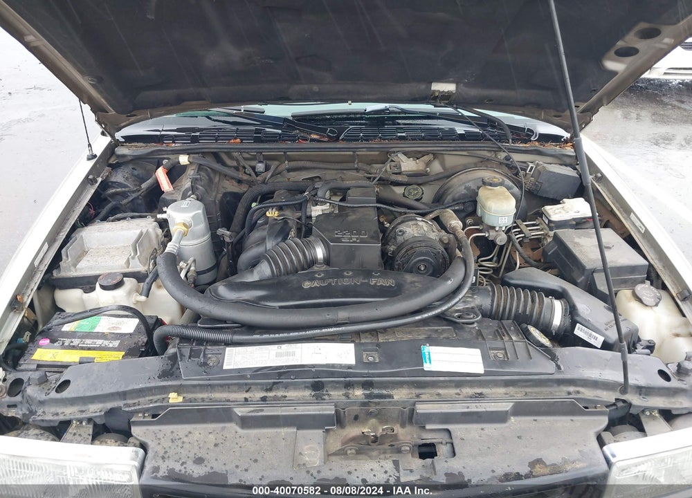 2001 CHEVROLET S-10 LS VIN: 1GCCS195X18204187