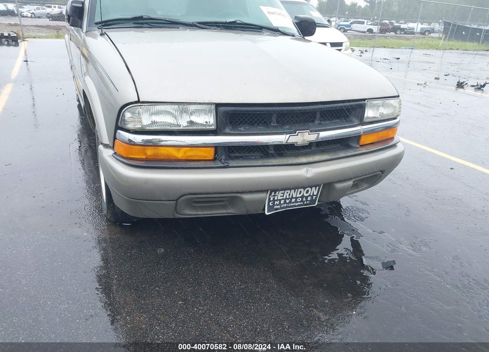 2001 CHEVROLET S-10 LS VIN: 1GCCS195X18204187