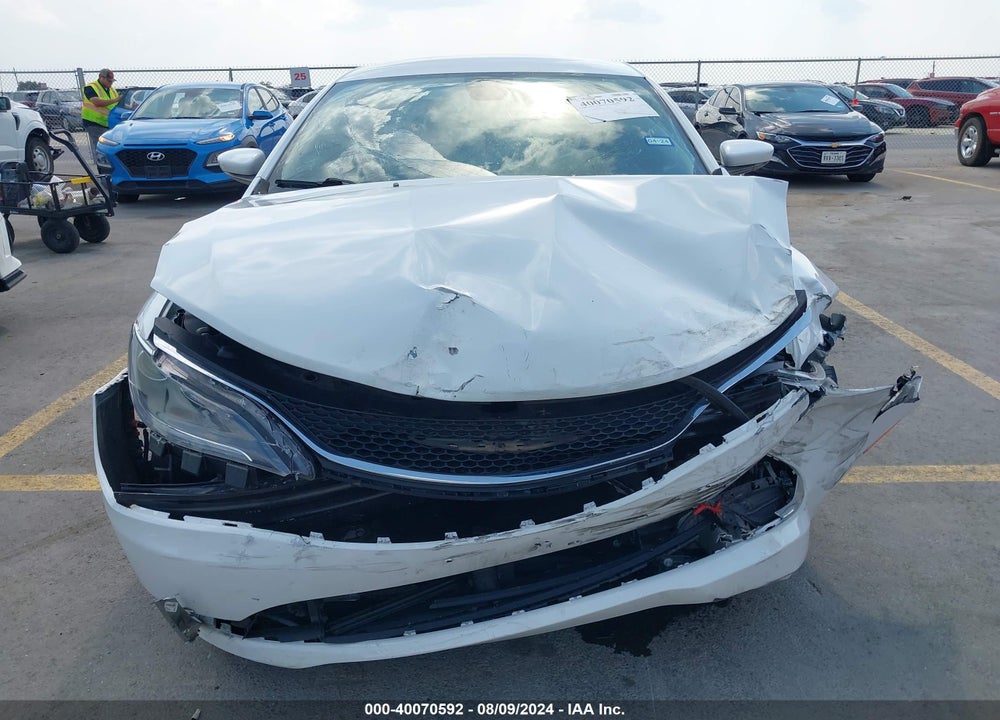 2016 CHRYSLER 200 LIMITED VIN: 1C3CCCAB4GN141726