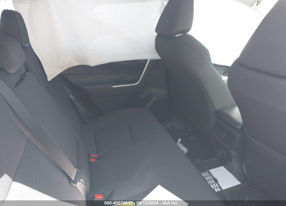 2024 TOYOTA RAV4 HYBRID LE VIN: JTMLWRFV3RD245304