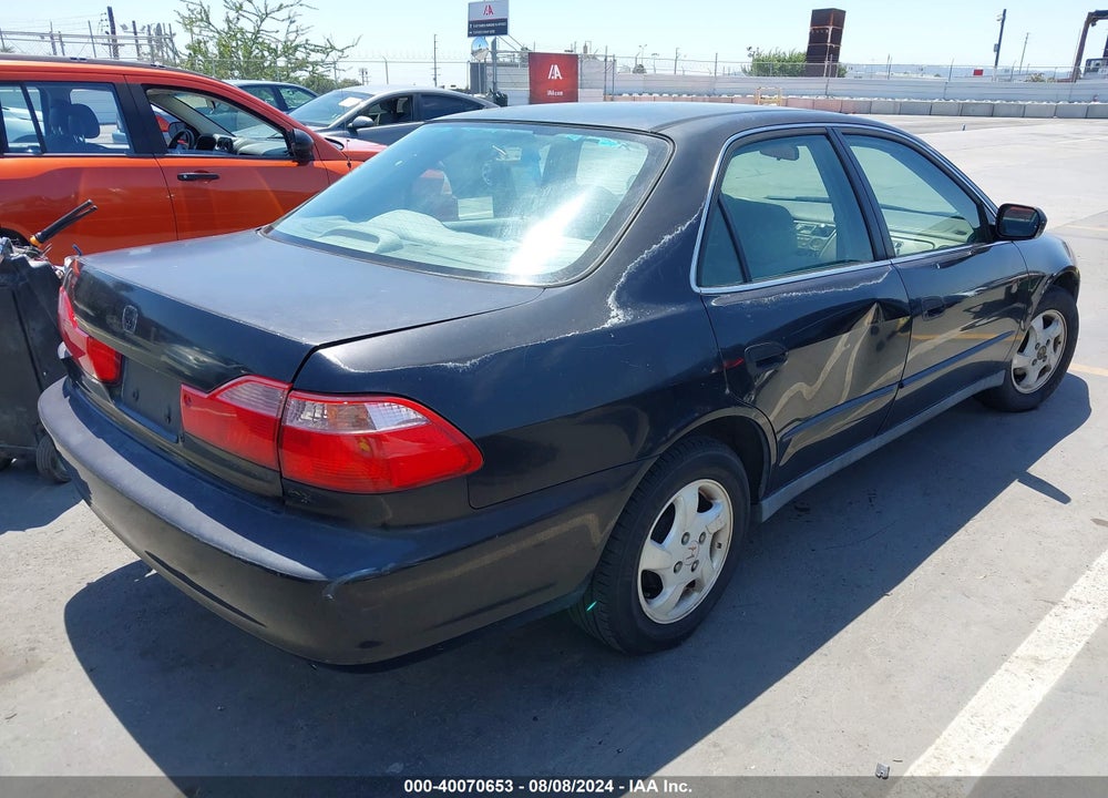 1999 HONDA ACCORD LX VIN: JHMCG6657XC005167