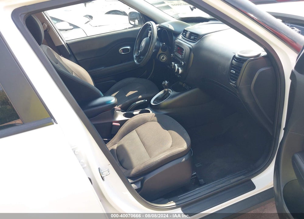 2015 KIA SOUL VIN: KNDJN2A26F7793354