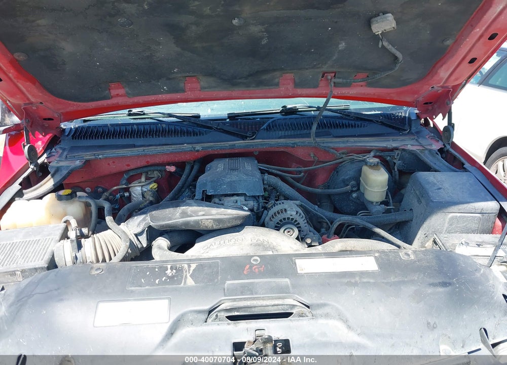 2000 CHEVROLET SILVERADO 1500 LS VIN: 2GCEC19T8Y1333577