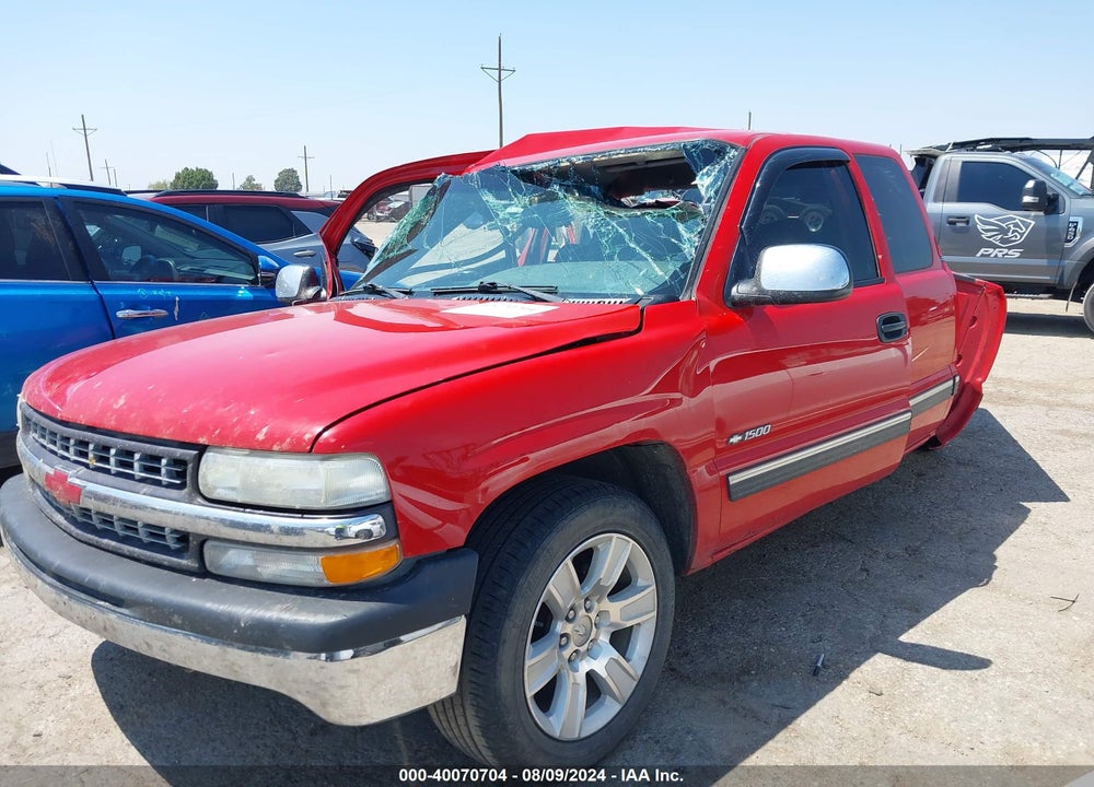 2000 CHEVROLET SILVERADO 1500 LS VIN: 2GCEC19T8Y1333577
