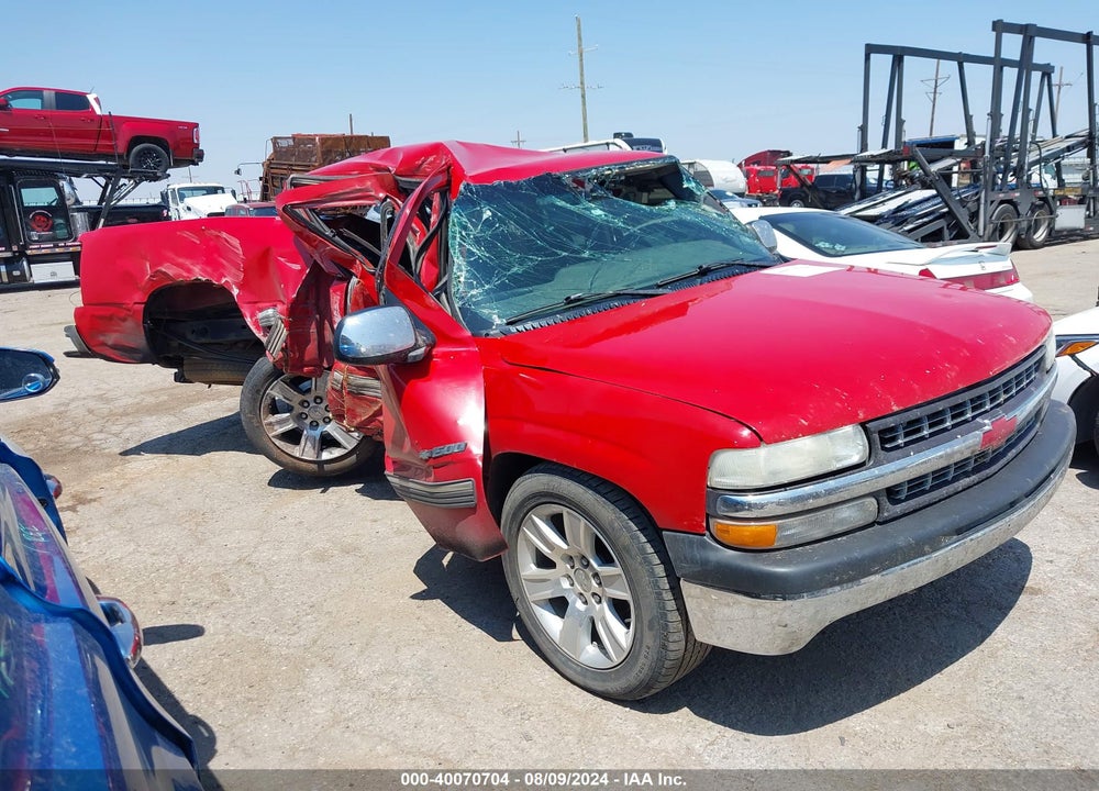 2000 CHEVROLET SILVERADO 1500 LS VIN: 2GCEC19T8Y1333577