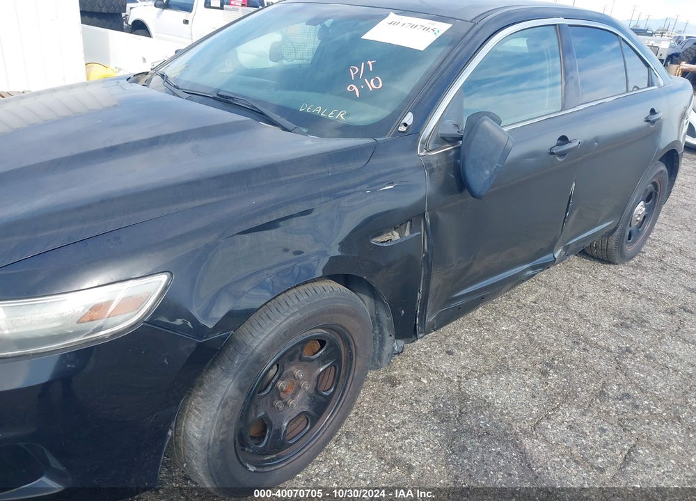2013 FORD POLICE INTERCEPTOR VIN: 1FAHP2M83DG152724