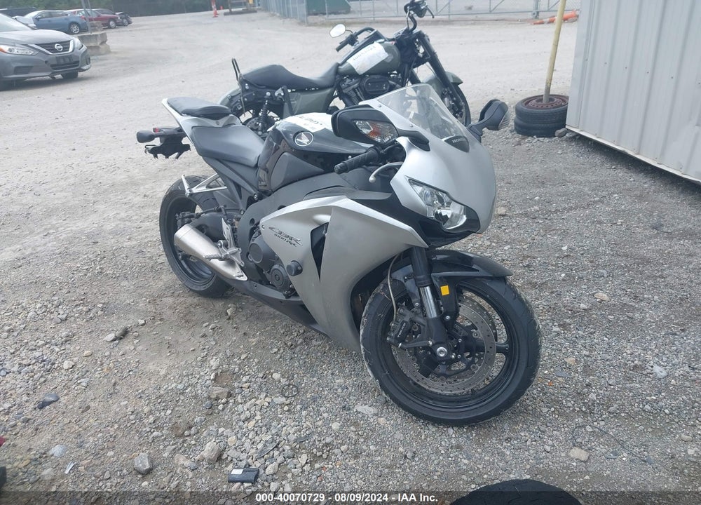 2008 HONDA CBR1000 RR VIN: JH2SC590X8M001751