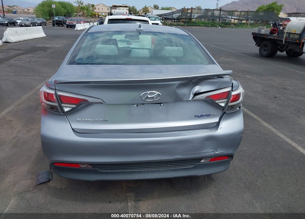 2016 HYUNDAI SONATA HYBRID VIN: KMHE24L13GA014342