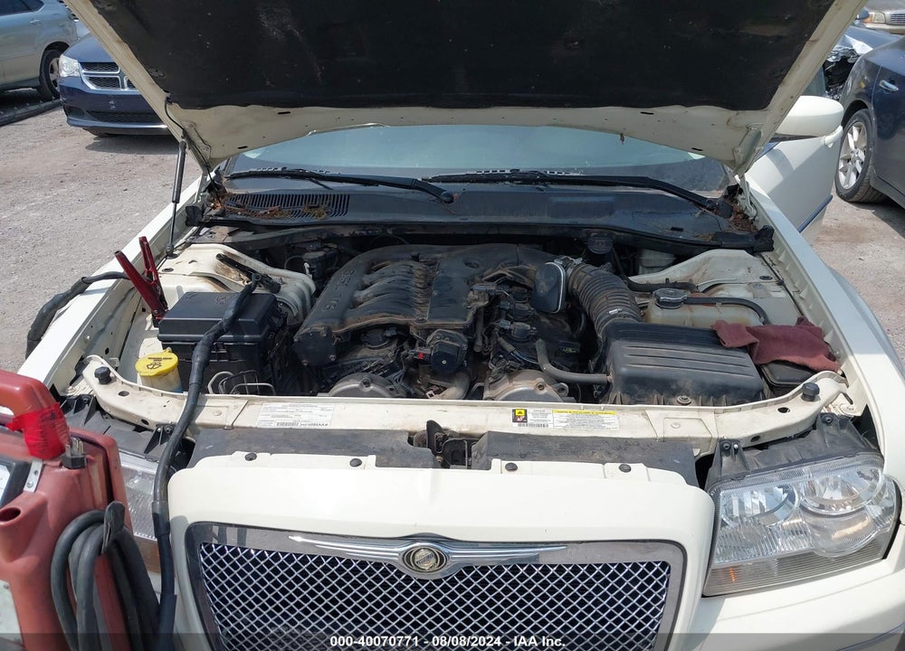 2008 CHRYSLER 300 TOURING VIN: 2C3KA53G78H158052