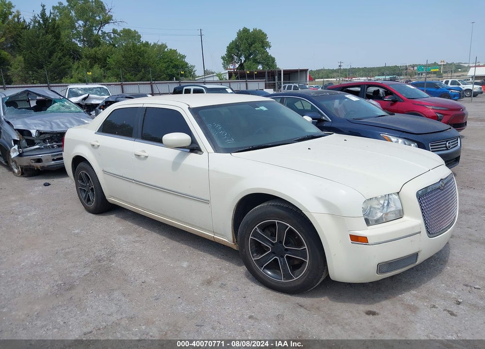 2008 CHRYSLER 300 TOURING VIN: 2C3KA53G78H158052