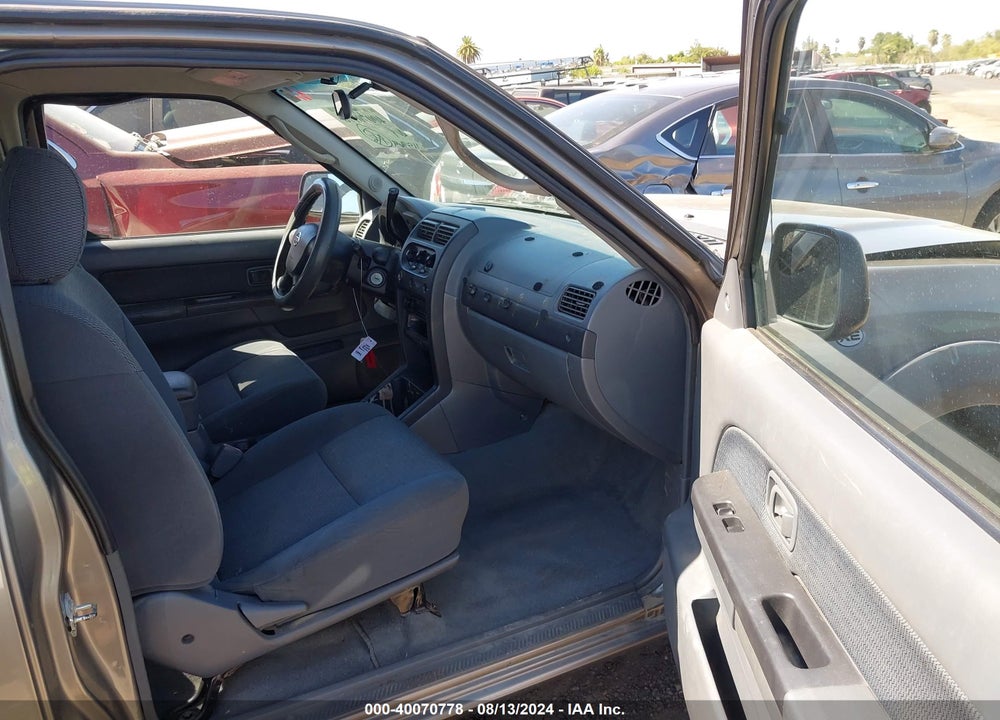 2004 NISSAN FRONTIER XE VIN: 1N6DD26T44C416900