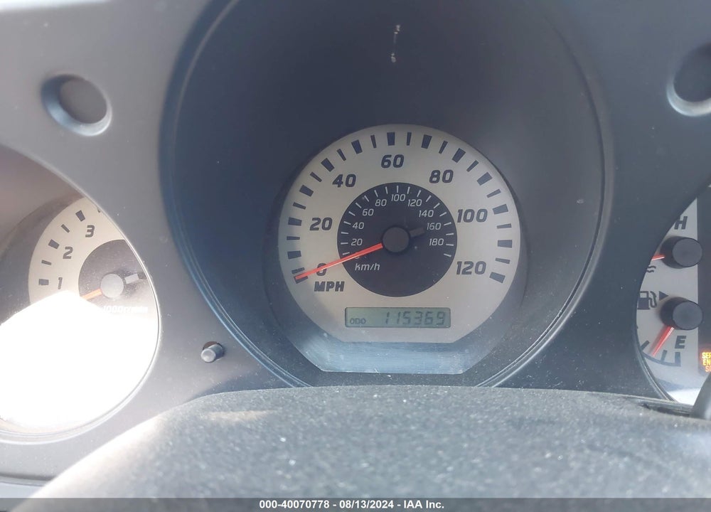 2004 NISSAN FRONTIER XE VIN: 1N6DD26T44C416900