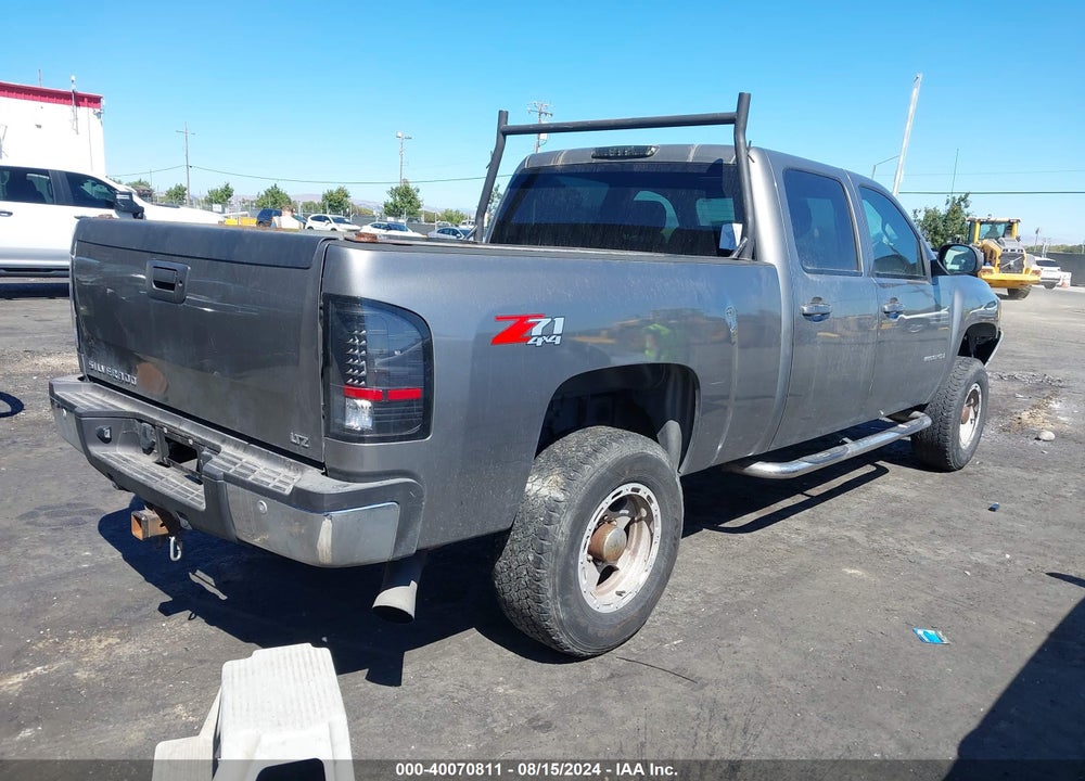 2007 CHEVROLET SILVERADO 2500HD LTZ VIN: 1GCHK23637F507507
