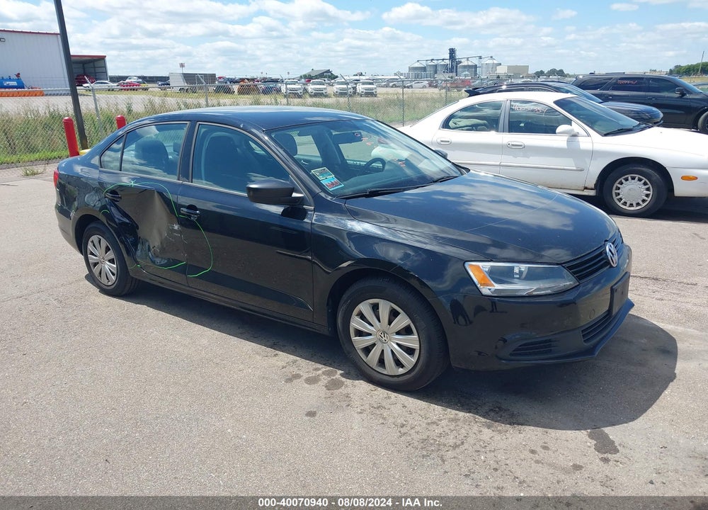 2014 VOLKSWAGEN JETTA 2.0L S VIN: 3VW2K7AJ8EM327587