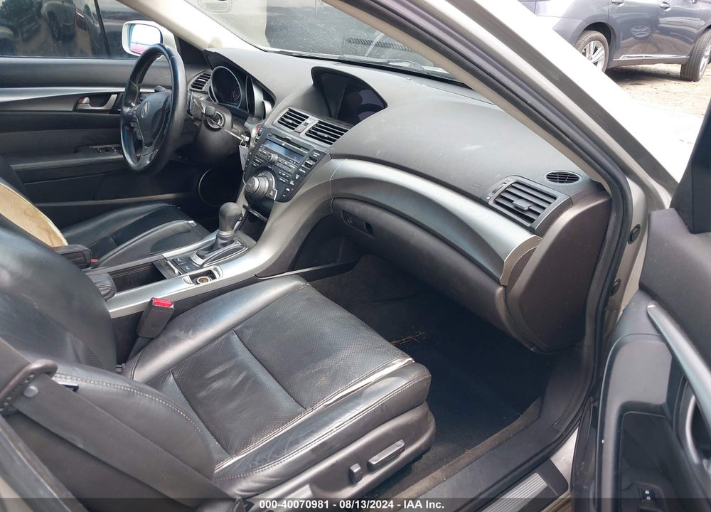 2010 ACURA TL 3.5 VIN: 19UUA8F5XAA008748