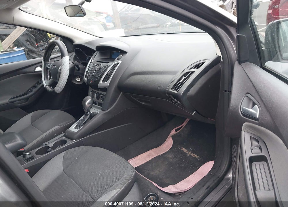 2014 FORD FOCUS SE VIN: 1FADP3F24EL139387