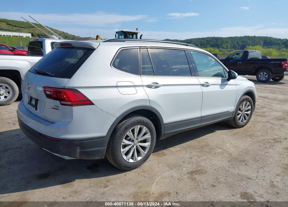 2018 VOLKSWAGEN TIGUAN 2.0T S VIN: 3VV0B7AX7JM123227