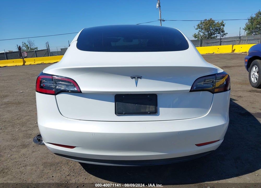 2021 TESLA MODEL 3 STANDARD RANGE PLUS REAR-WHEEL DRIVE VIN: 5YJ3E1EA5MF986414