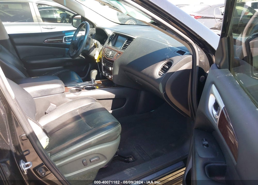 2016 NISSAN PATHFINDER SL VIN: 5N1AR2MN5GC627826