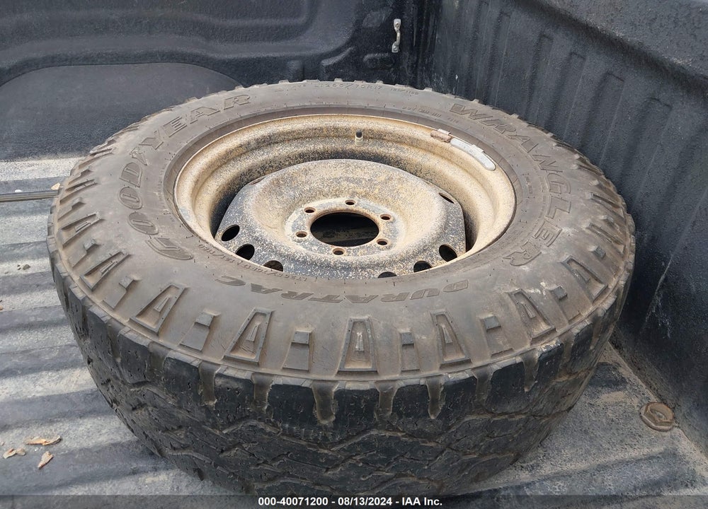 2006 TOYOTA TUNDRA SR5 V8 VIN: 5TBDT44116S546386