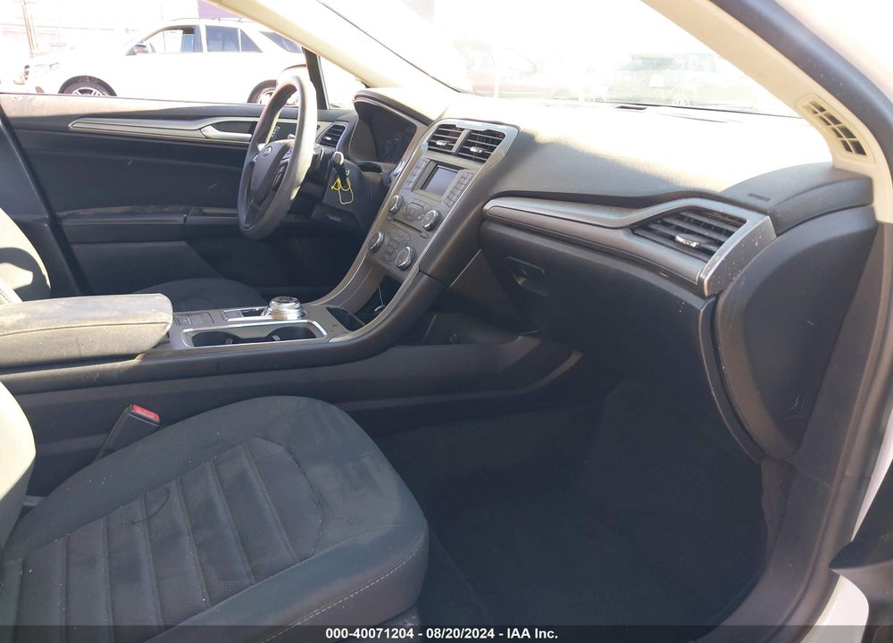 2018 FORD FUSION SE VIN: 3FA6P0HD3JR207633