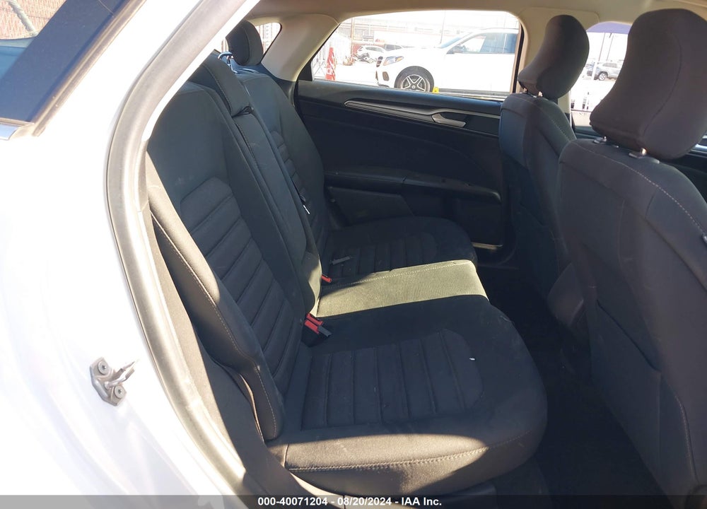 2018 FORD FUSION SE VIN: 3FA6P0HD3JR207633