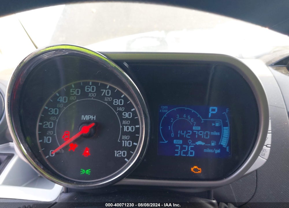 2014 CHEVROLET SPARK 1LT AUTO VIN: KL8CD6S93EC588247