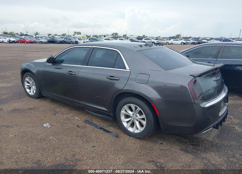 2016 CHRYSLER 300 LIMITED VIN: 2C3CCAAG1GH269821