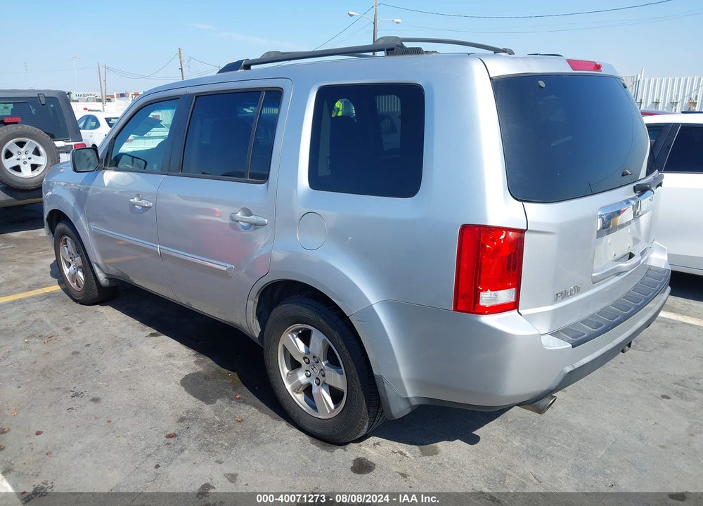 2010 HONDA PILOT EX-L VIN: 5FNYF4H50AB029736