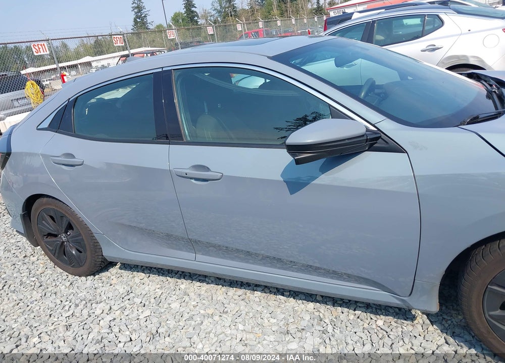 2018 HONDA CIVIC EX VIN: SHHFK7H53JU207495