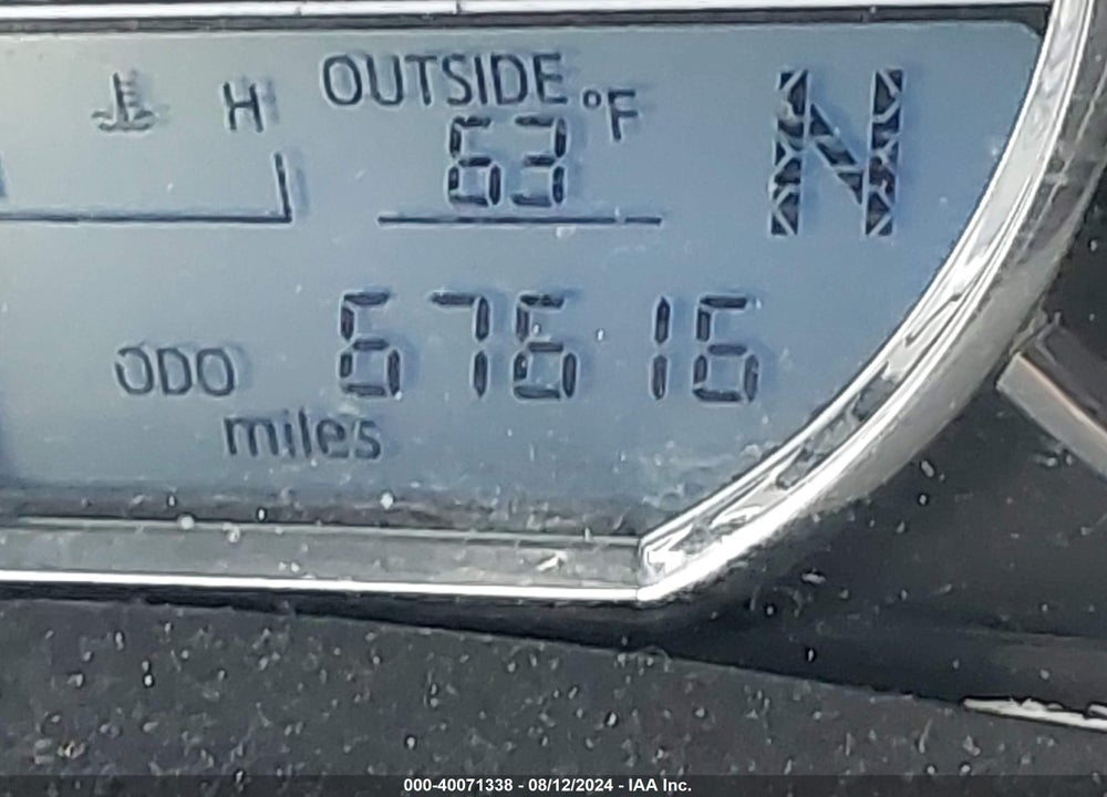 2015 TOYOTA COROLLA LE VIN: 2T1BURHE6FC297145
