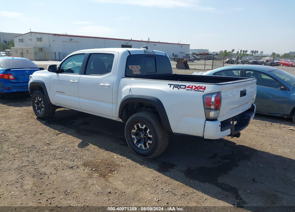 2022 TOYOTA TACOMA 4WD TRD OFF ROAD VIN: 3TMCZ5AN4NM454492