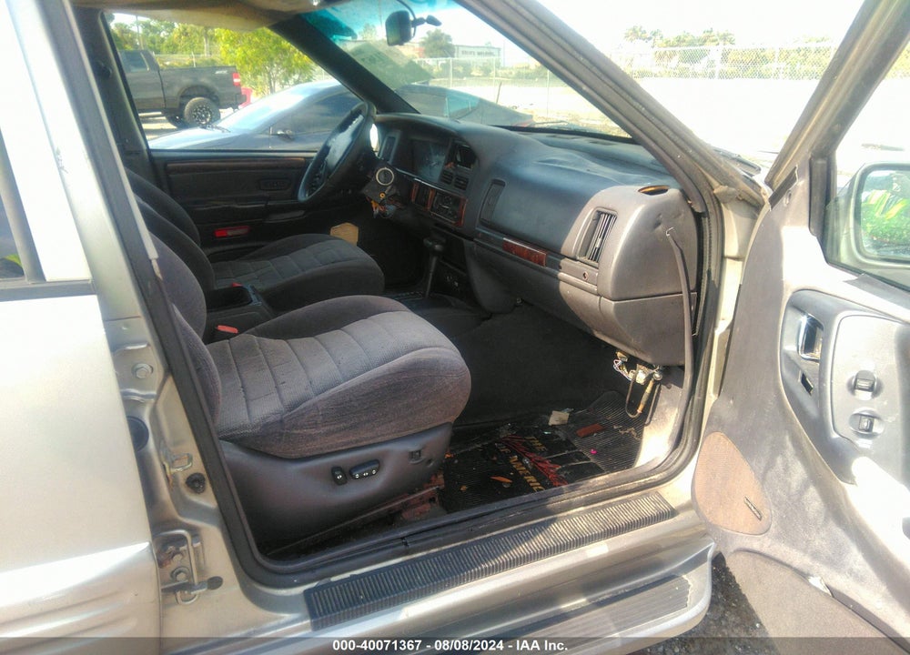 1998 JEEP GRAND CHEROKEE LIMITED VIN: 1J4FX78S2WC296791