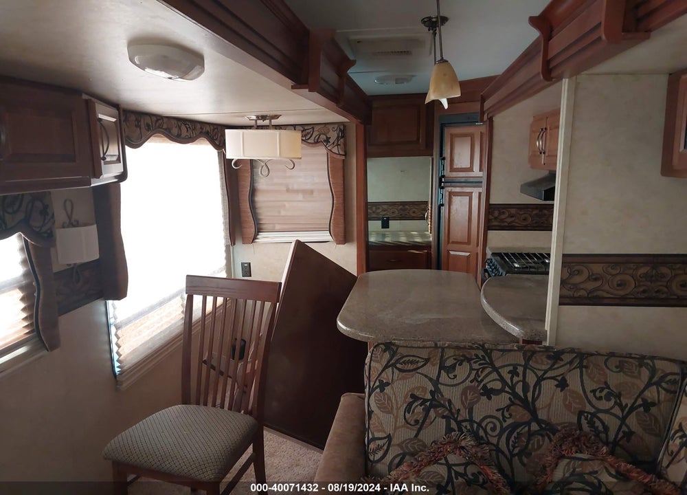 2013 KEYSTONE OTHER VIN: 4YDF33128D2506914