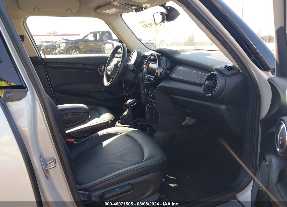 2017 MINI HARDTOP COOPER VIN: WMWXU1C35H2F77931