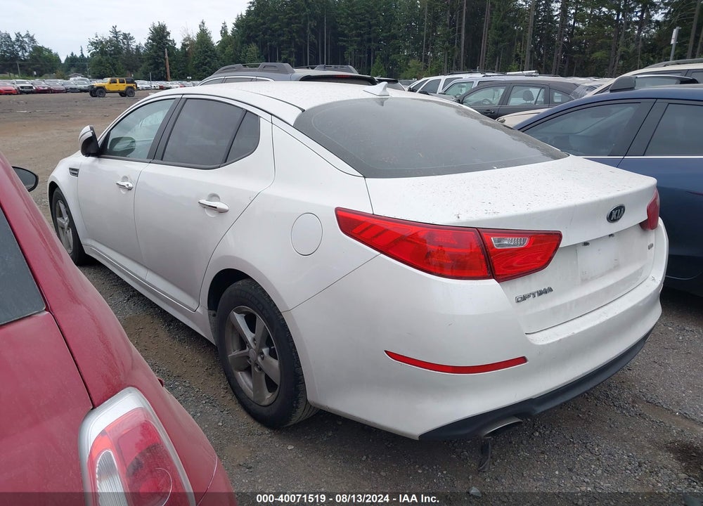 2015 KIA OPTIMA LX VIN: KNAGM4A72F5568832