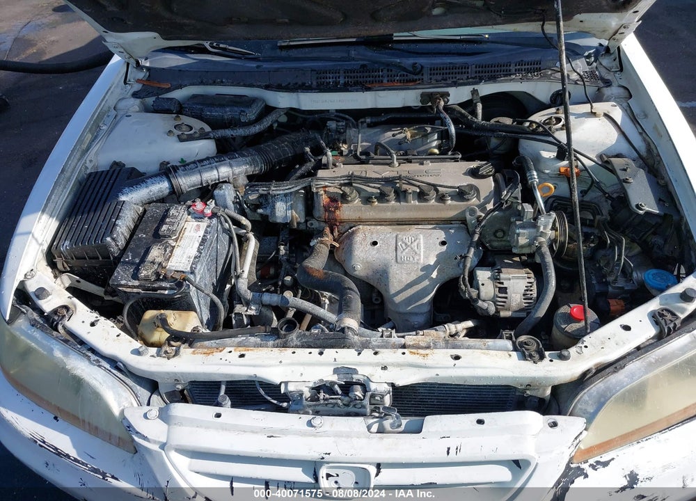 2001 HONDA ACCORD 2.3 EX VIN: 1HGCG325X1A033961