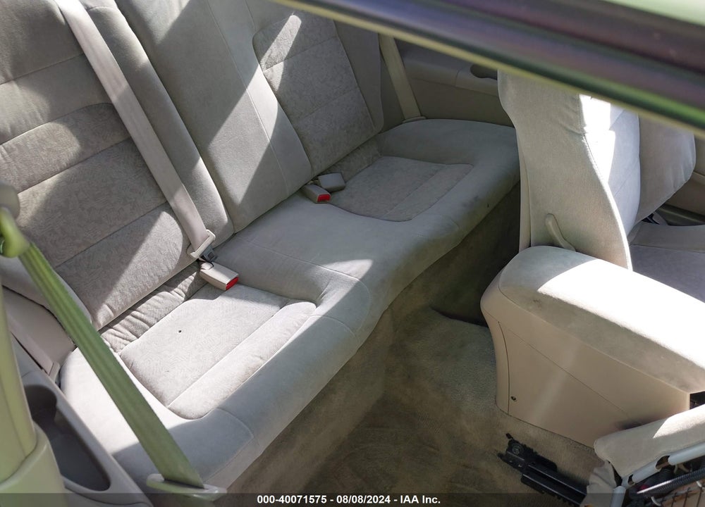 2001 HONDA ACCORD 2.3 EX VIN: 1HGCG325X1A033961